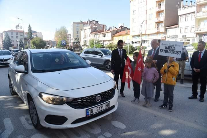 T.C. Dursunbey Kaymakamlığı Yayaya öncelik