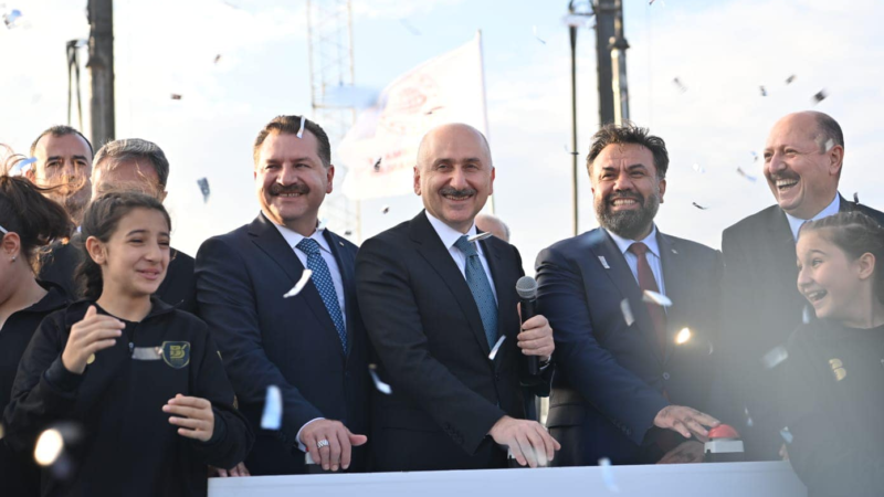 Balıkesir Kuzeybatı Çevreyolu Temel Atma Töreni’ni Ulaştırma ve Altyapı Bakanımız Sayın Adil Karaismailoğlu’nun katılımıyla gerçekleşti