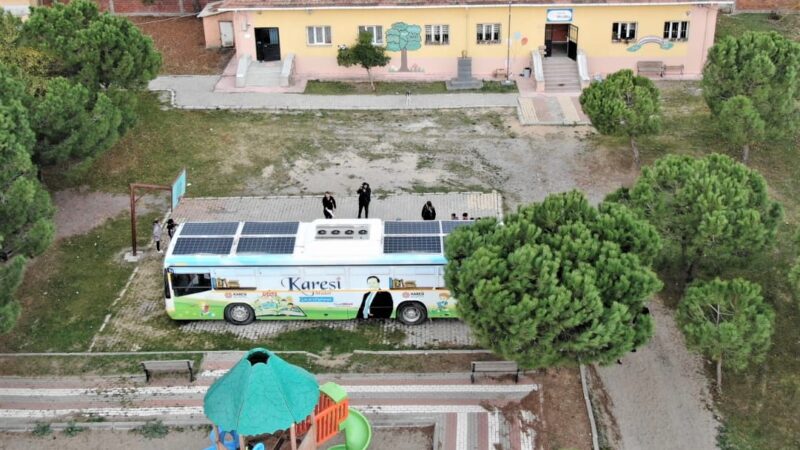 KARESİLİ ÇOCUKLAR KİTAP VE OYUN İLE BULUŞUYOR