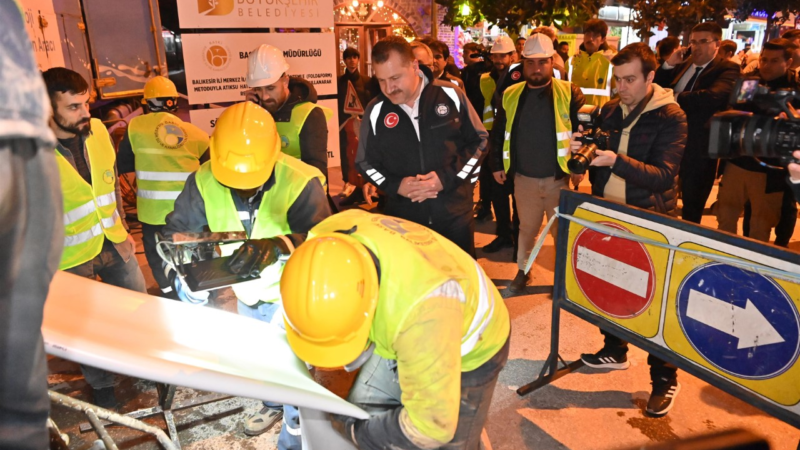 -Yollar kazılmadan hatlar onarılıyor Balıkesir Büyükşehir Belediyesi,