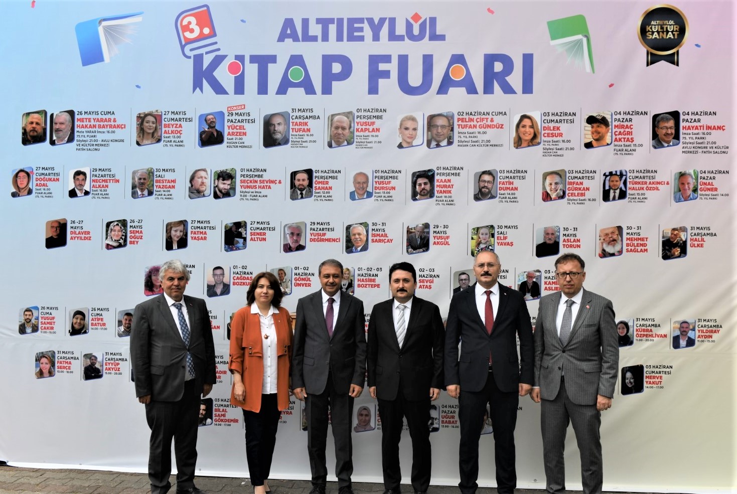 3. ALTIEYLÜL KİTAP FUARI DOLU DOLU GEÇTİ