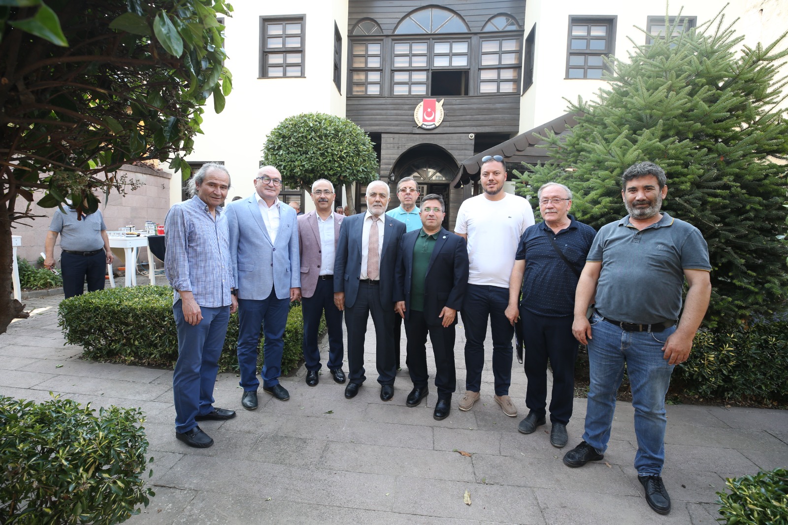 Balıkesir Üniversitesi Rektörü Prof. Dr. Oğurlu, Balıkesir Gazeteciler Cemiyetini ziyaret etti. 