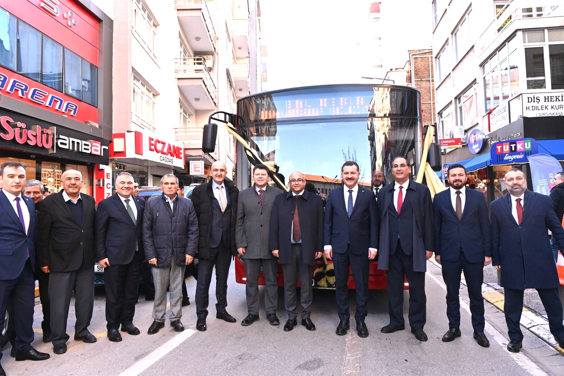 Balıkesir Büyükşehir, toplu taşıma filosuyla Türkiye’ye örnek oluyor