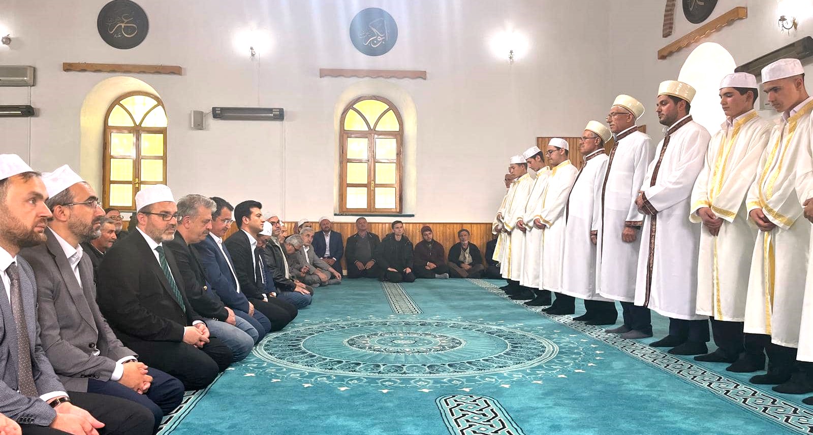 HAFIZLIK İCAZET MERASİMİ Sizin en hayırlınız Kur’an’ı öğrenen ve öğretendir.”