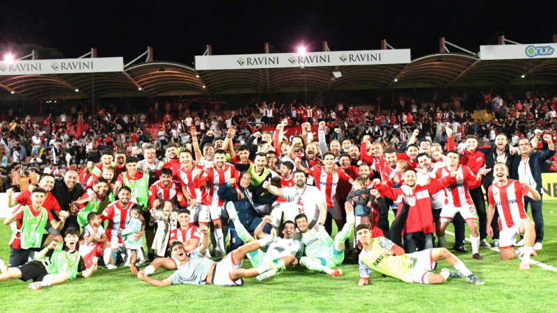 BALIKESİRSPOR 2. LÎGE ÇOK YAKIN