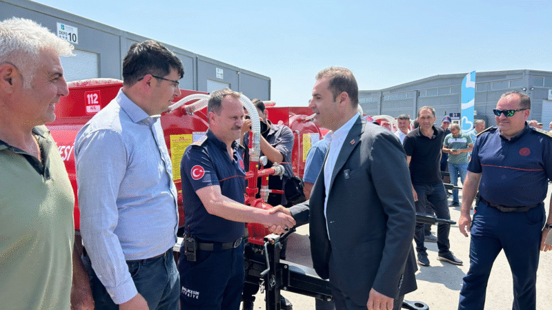 Büyükşehirden 31 kırsal mahalleye Traktöre Monteli Yangın Tankeri desteği