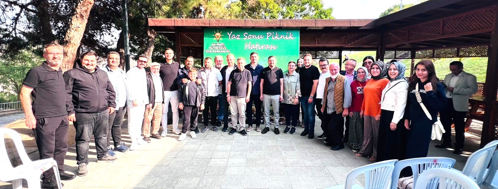 AK PARTİ ALTIEYLÜL’DEN YAZA VEDA PİKNİĞİ