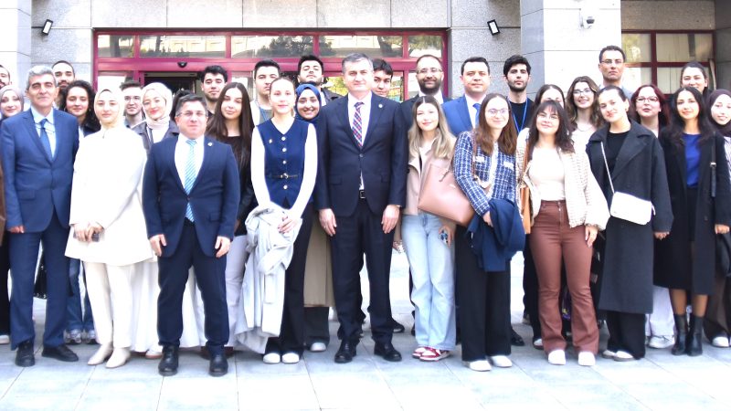 Balıkesir’de Hukuk Klinikleri Projesi’nin 3. Dönemi Başladı