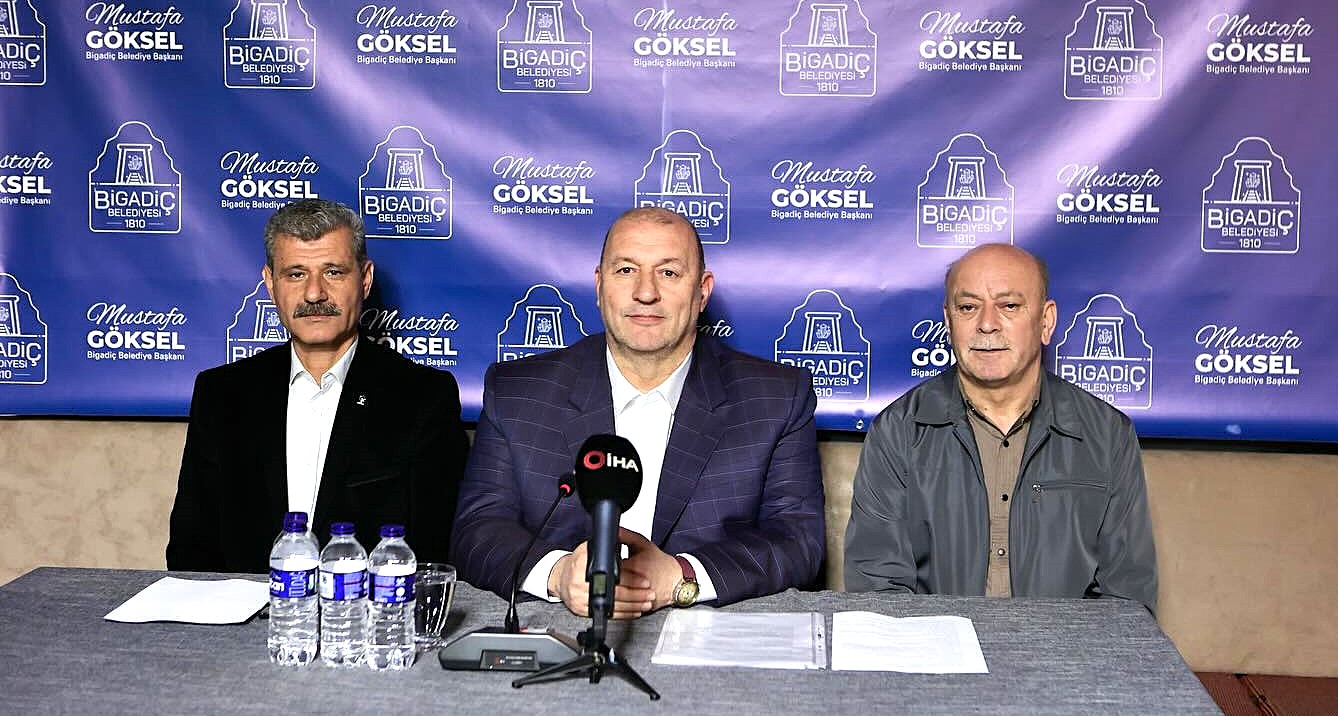 Bigadiç’te 2 Yıllık Hizmet Değerlendirmesi: Belediye Başkanı Mustafa Göksel Basınla Buluştu