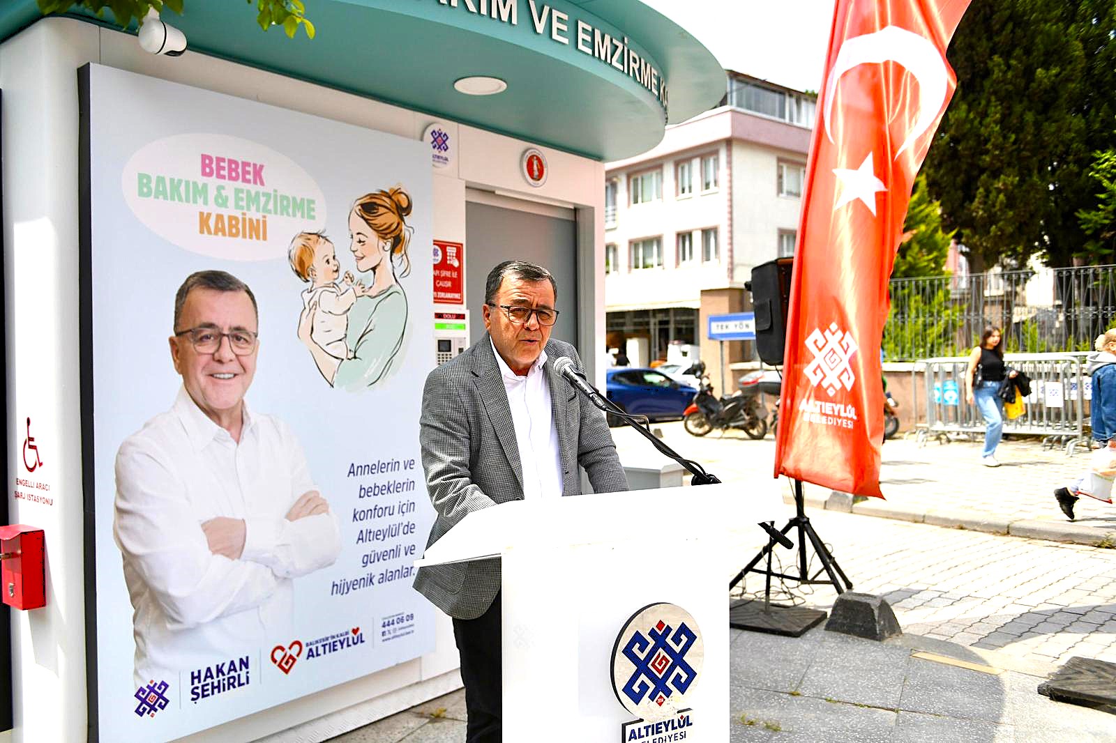 ALTIEYLÜL’DE ANNELERE KONFORLU VE GÜVENLİ HİZMET